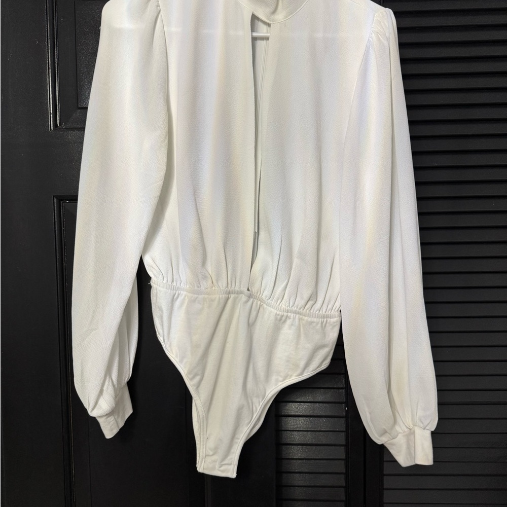 Elegant White Long Sleeve Bodysuit